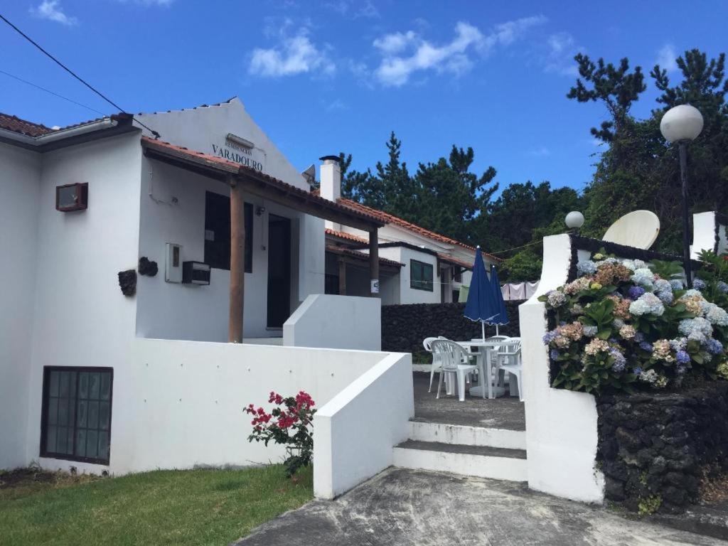 Ocean Front Rooms Horta  Exterior photo